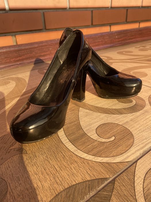 Туфли женские модные