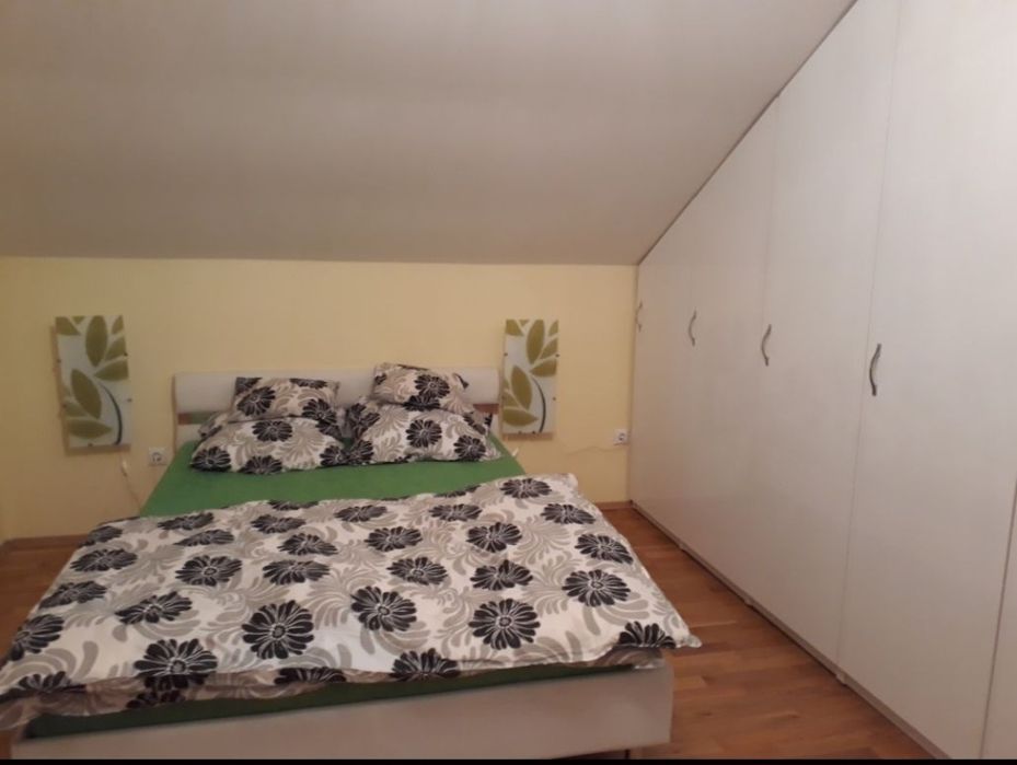 Inchiriez apartament cu 2 camere