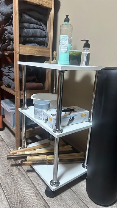 Тележка помощник косметолога