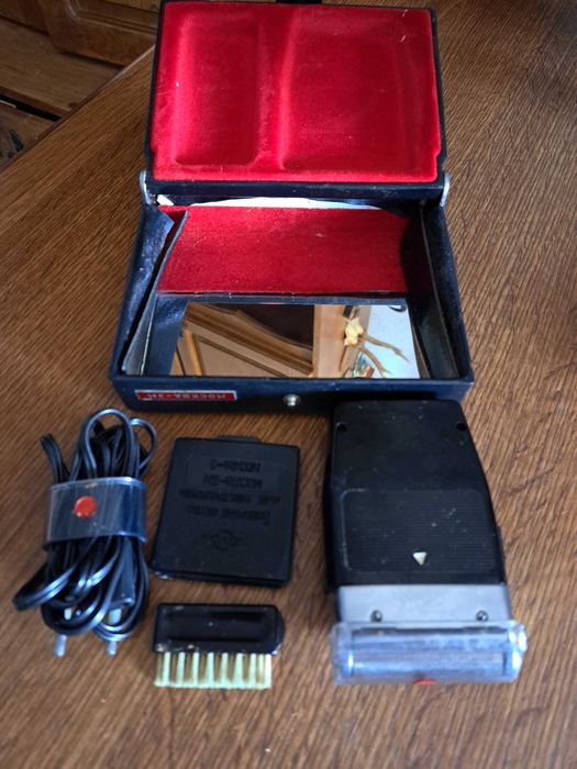 Aparat de barbierit Moscva URSS,de colectie dar si functional