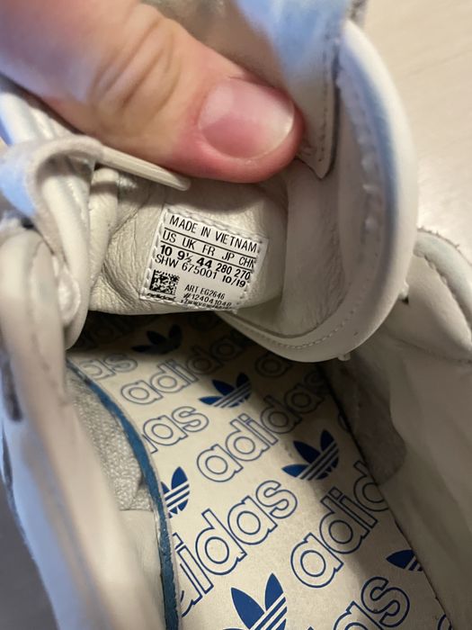 Adidași Adidas unisex albi