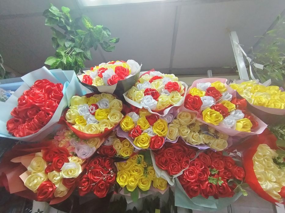 Цветы очень хорошие есть много цветы