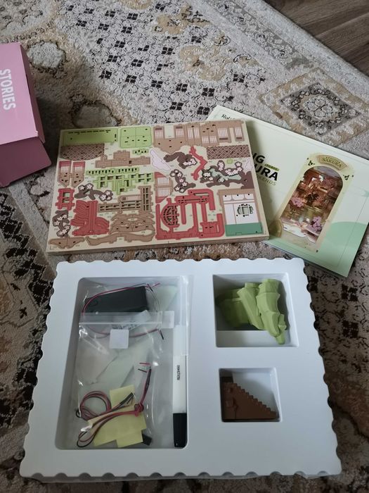 Puzzle 3D - Cotor de carte DIY - Falling Sakura