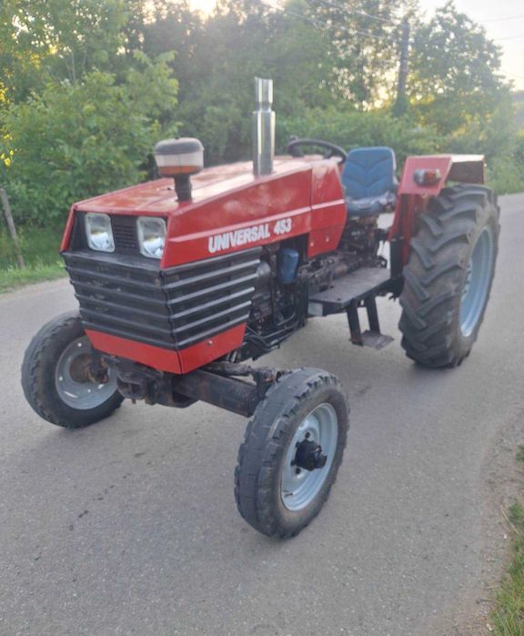 Tractor Universal 453, an 2004, greu si semigreu, distanțier mare, servodirectie, carte RO