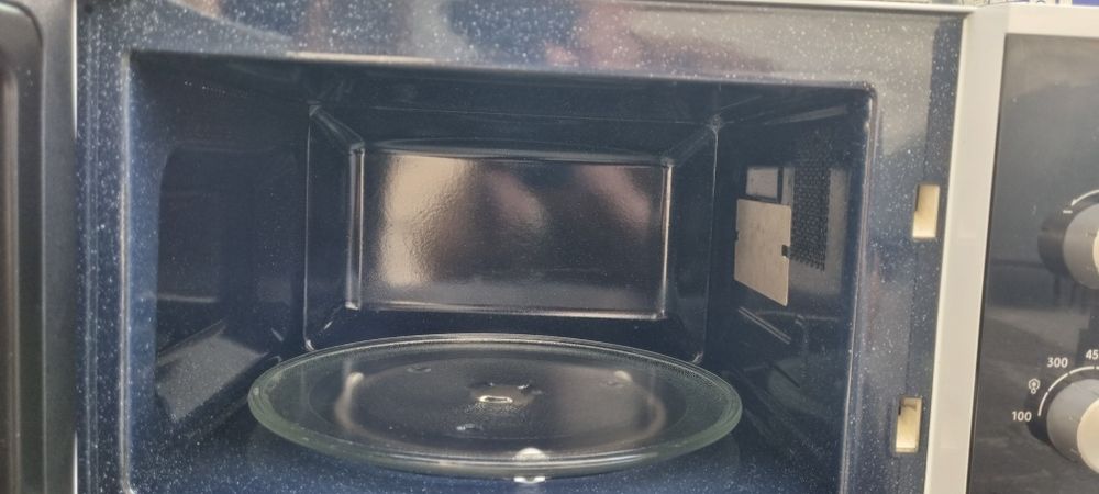 Mikrovolnovka samsung