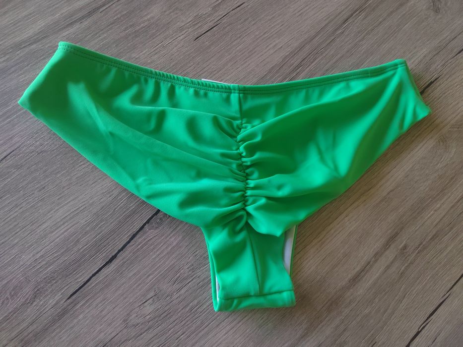 Дамски Зелен бански бразилиана