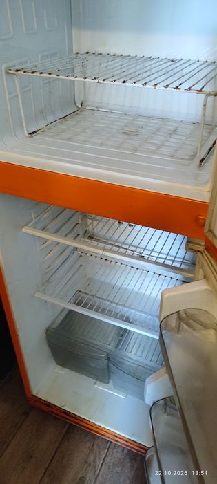 Продам холодильник б/у