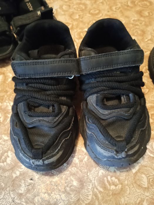 Детская обувь. Кроссовки сандали