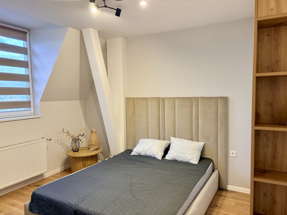 Penthouse, 2 niveluri pozitionat central