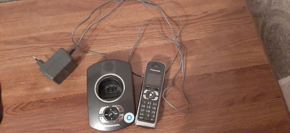 Продаю радиотелефон