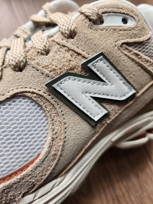 New Balance 2002R bej