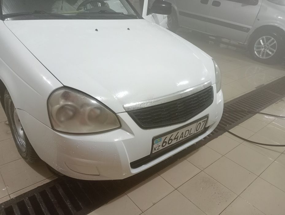 Приора хэтчбек 2013