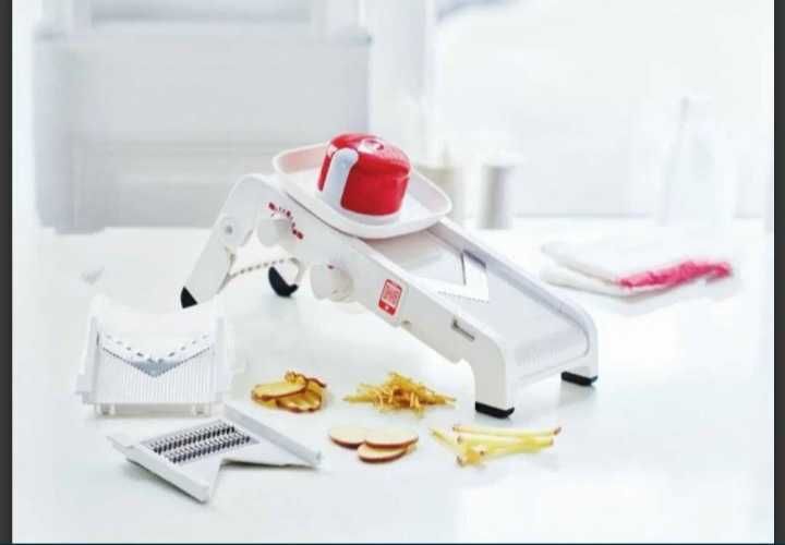 Терка Мандолина Tupperware с двумя насадками