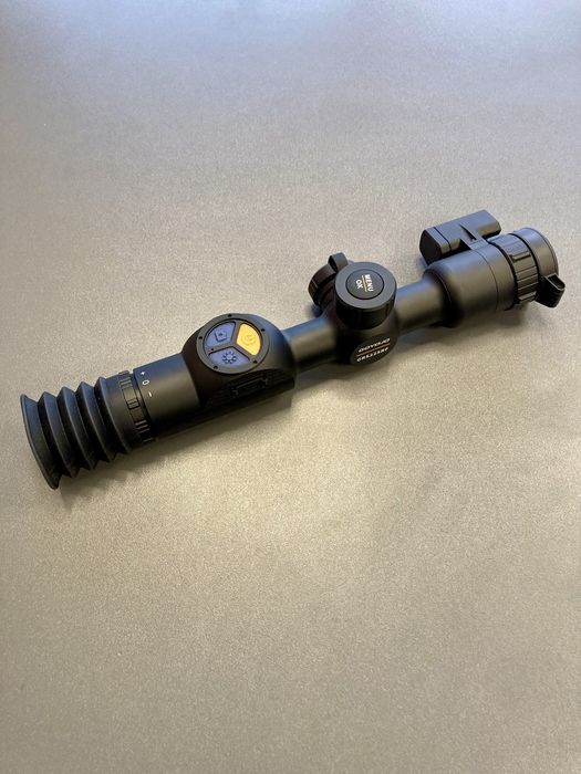 Термо оптика/ прицел/ камера с Балистичен Асистент