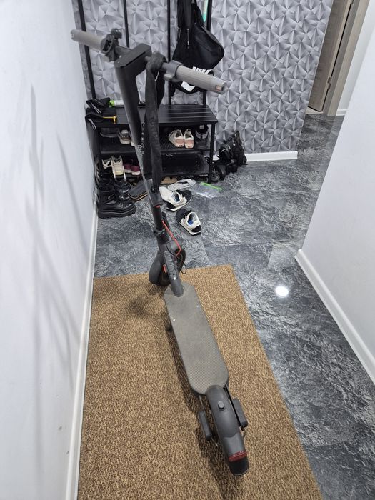 Trotineta electrica Xiaomi 4 pro