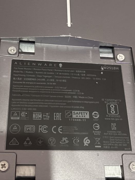 Monitor alienware 240hz