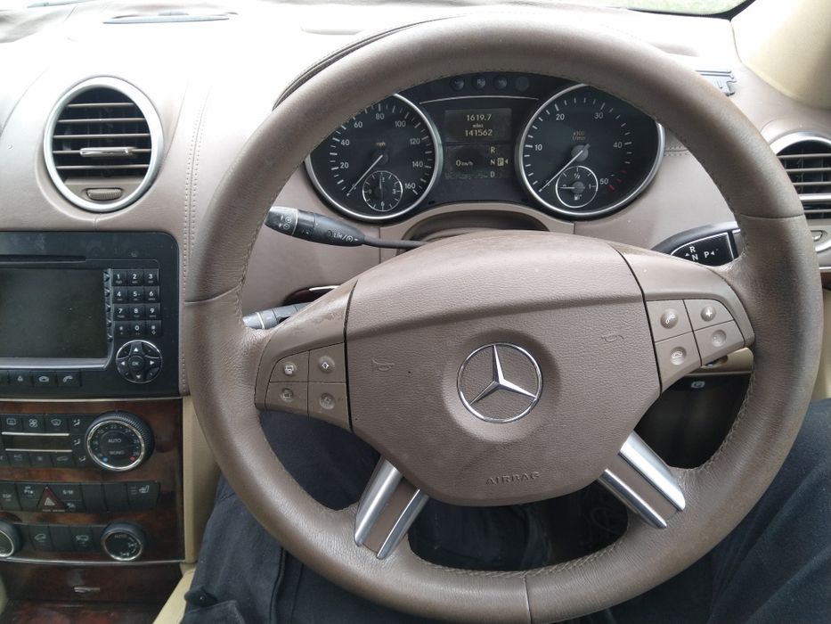 На части! GL X164 420 CDI