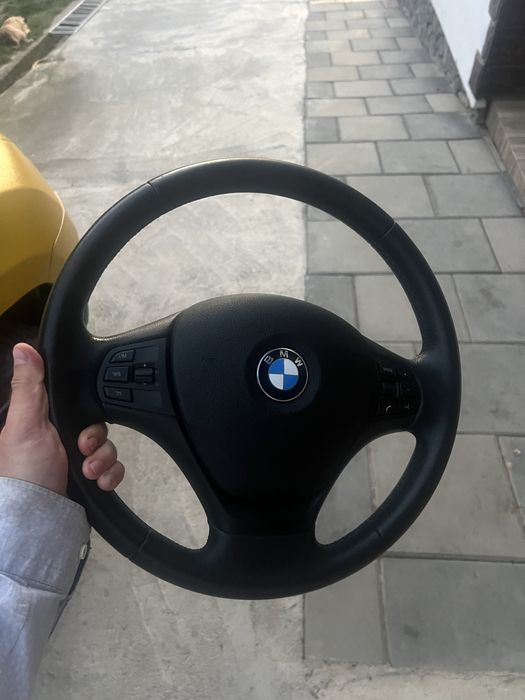 Vand volan f30 .