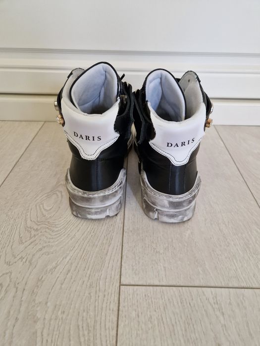 Дамски боти от естествена кожа