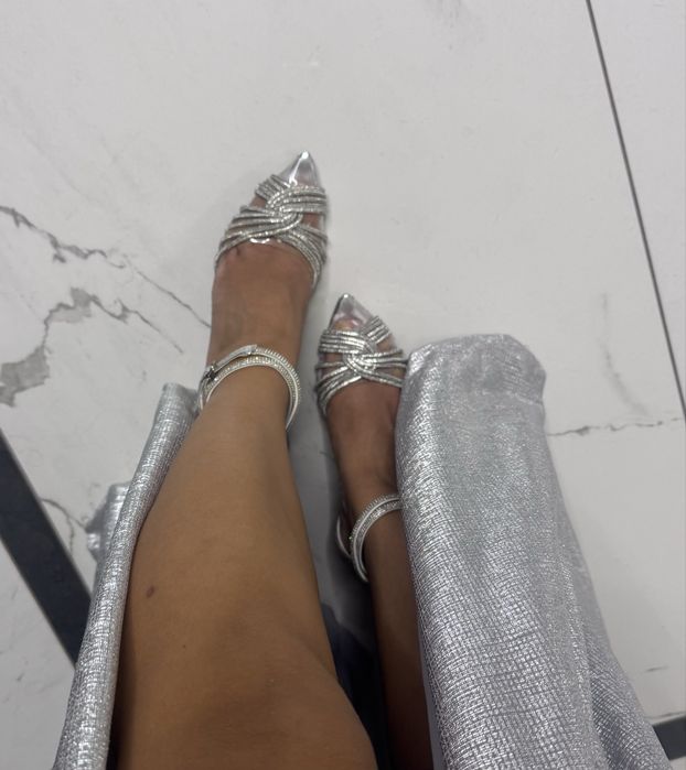 Официална  рокля