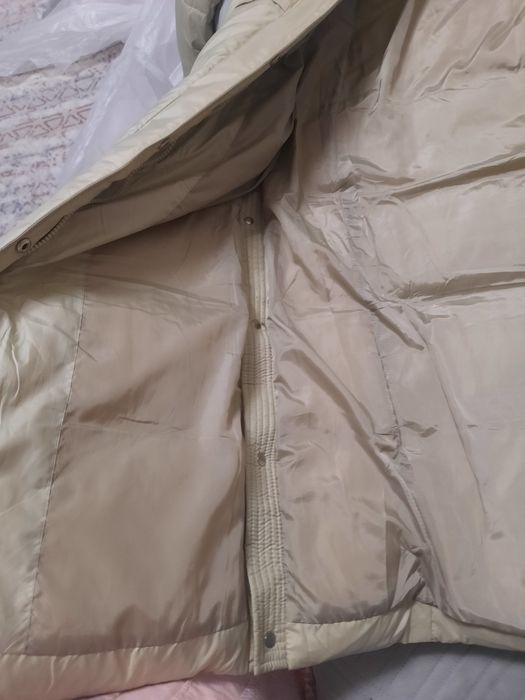 Продам куртку зима 10000