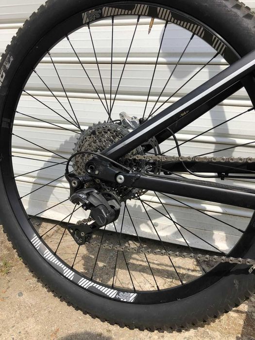 Cube Stereo Carbon / 27.5 цола