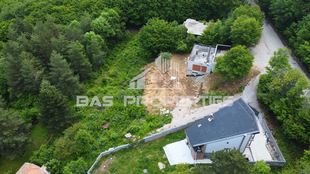 Парцел в София-Бояна площ 3100