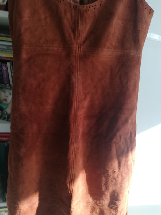 Дамска велурена рокля