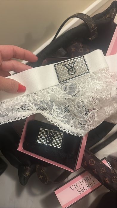 Бикини и прашки  дамско бельо