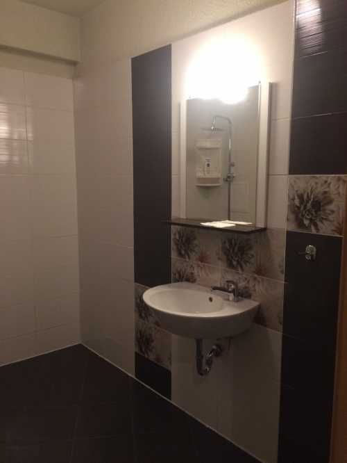 Двустаен имот в кв.Младост 3