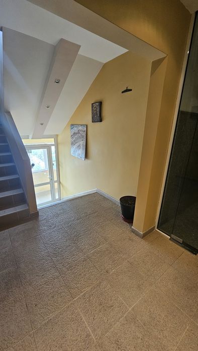 Дава се под наем Двустаен апартамент в София, Красно село - 75 кв.м за 663 € - Снимка #18