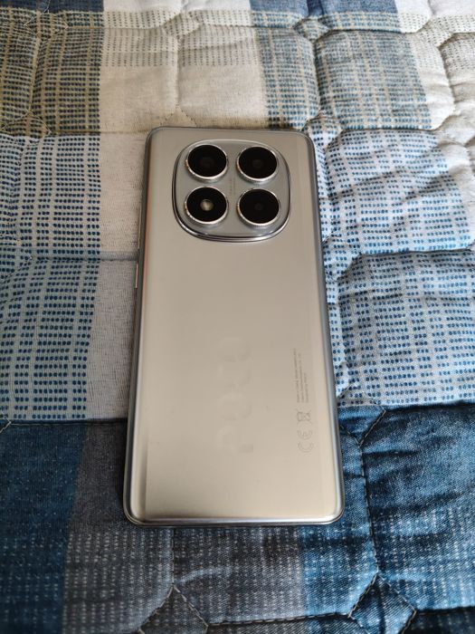 Poco x7   512 GB  5G