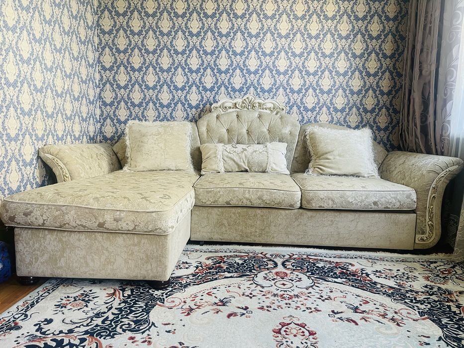 Продам угловой диван