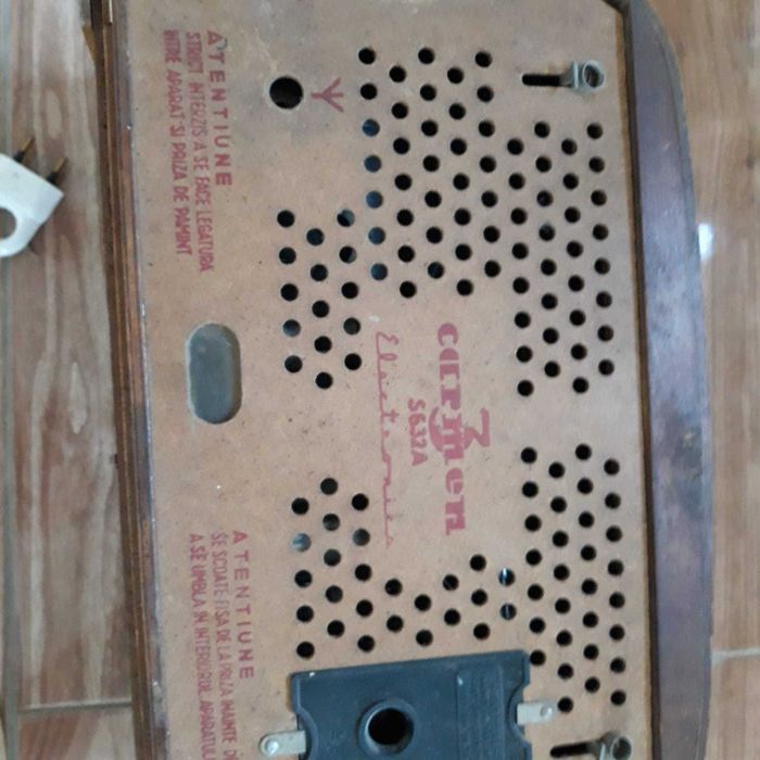 Radio cu tuburi Carmen S632 A