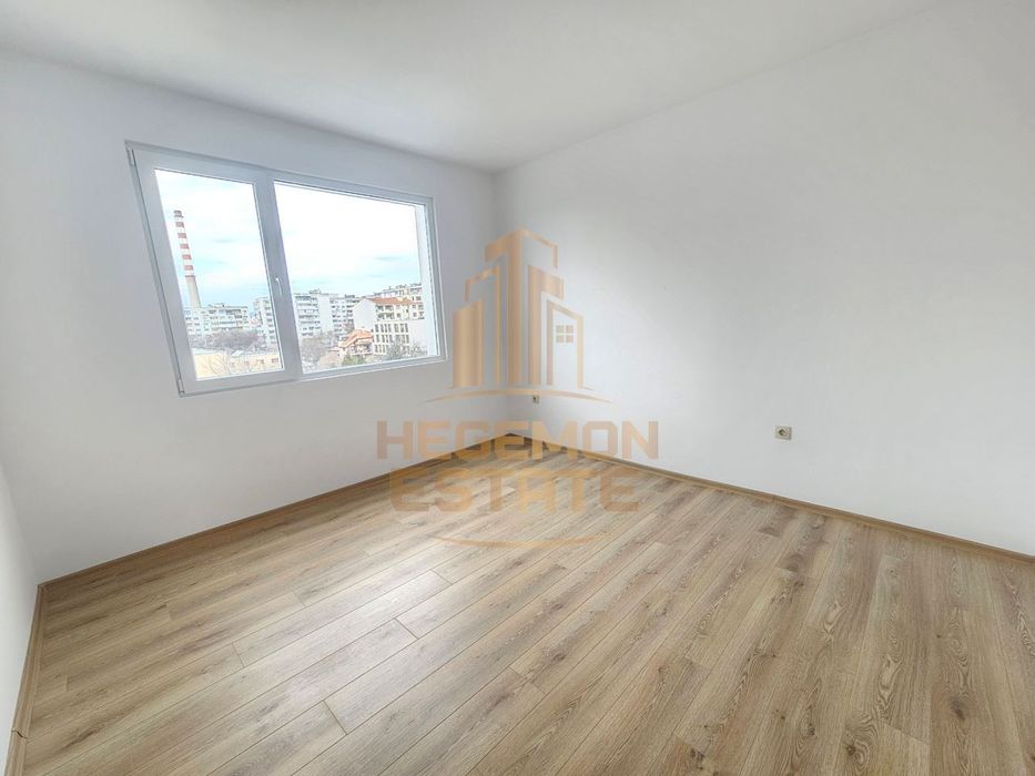 Продава се Тристаен апартамент в Варна, Възраждане 1 - 60 кв.м за 1274 €/кв.м - Снимка #7