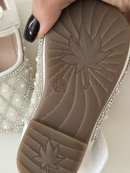 Обувь на годик..