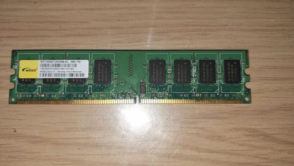 РАМ Памет 1 GB DDR2 800 MHZ