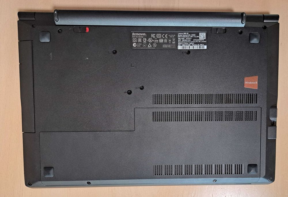 Продавам Lenovo B50-30