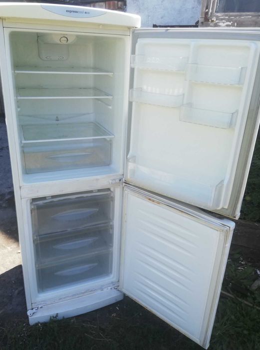 Продам холодильник