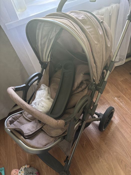 Продам детскую коляску