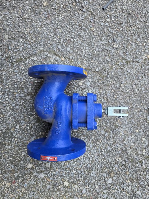 Поплавков вентил 2"  PN10