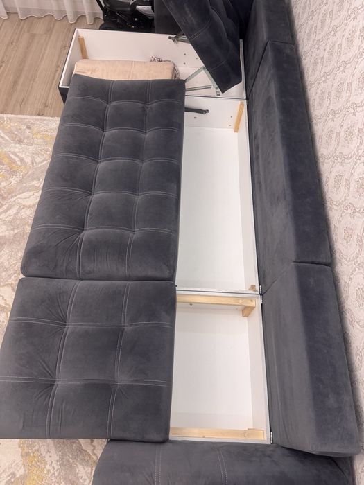 Продам диван срочно