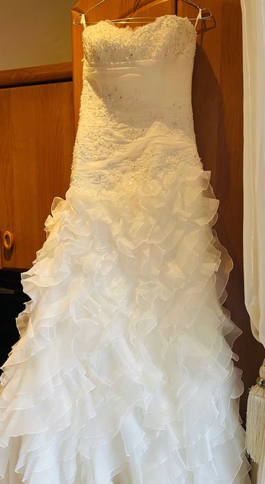 Уникална булчинска рокля