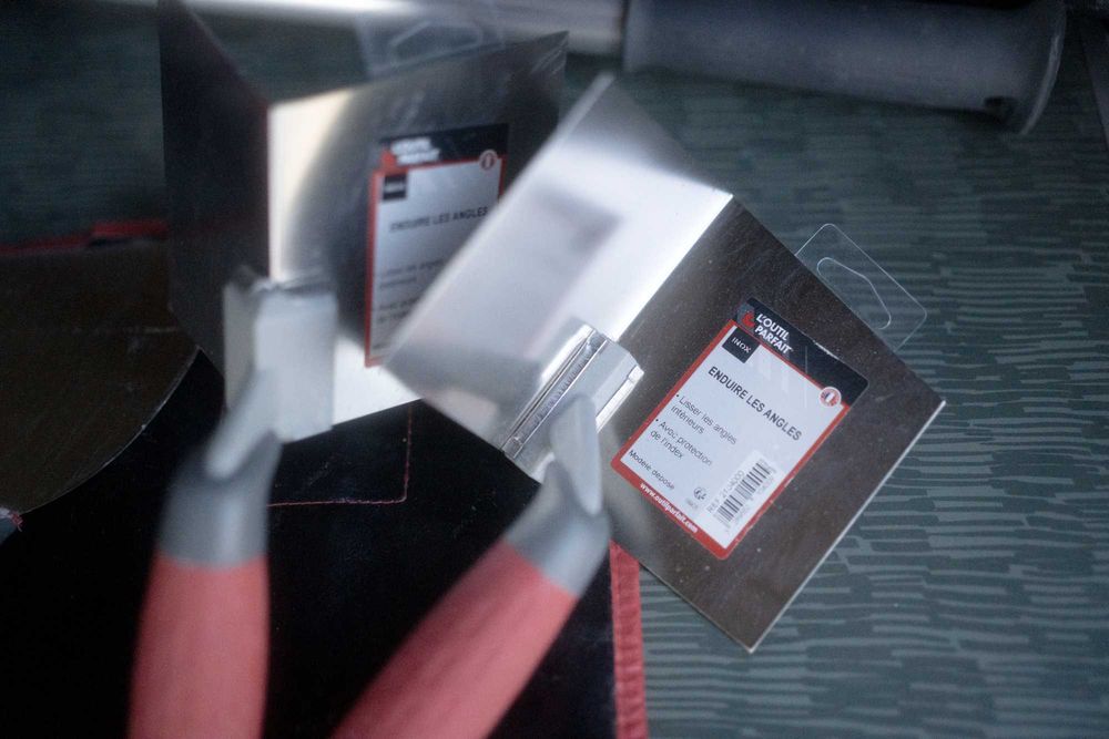 Set profesional gletiere + șpacluri L’Outil Parfait – complet, 1200 lei