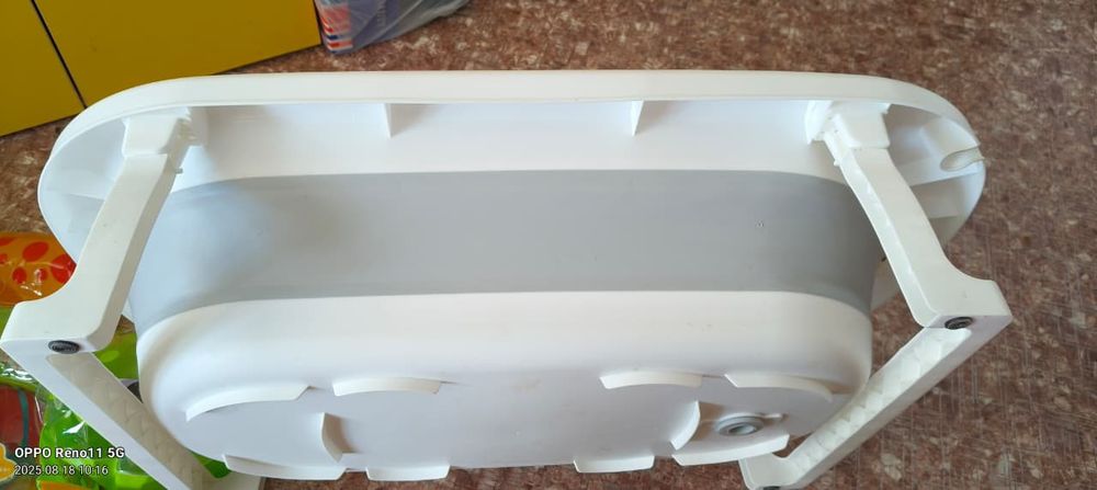 Продам детскую электрокачелю.