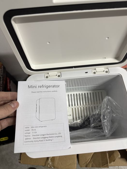 Mini frigider nou USB !