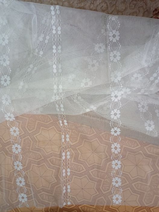 Продаю ламбрекен, тюль разную