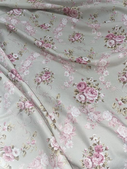 Продам комплект тюлей и штор