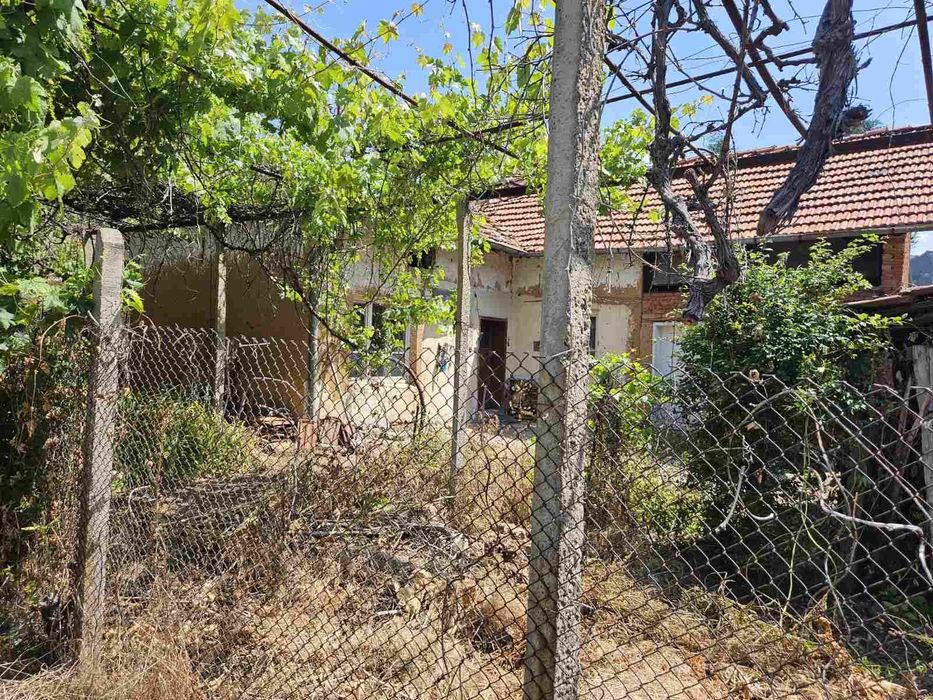 Едноетажна къща в град Рила