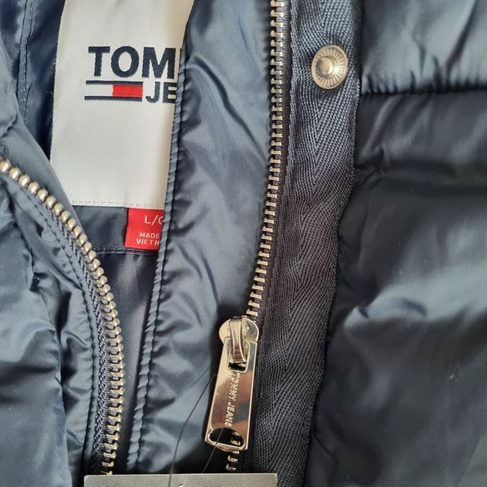 Яке и елек с пух 2в1 Tommy Jeans размер L, ново с етикет